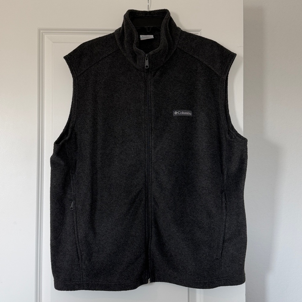 Columbia Men's Steens Mountain Gray Fleece Vest